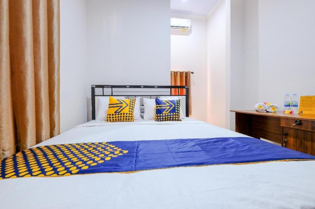 Spot On 1784 Tnc Residence Syariah Mataram Exterior foto