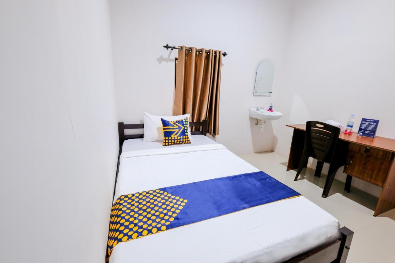 Spot On 1784 Tnc Residence Syariah Mataram Exterior foto